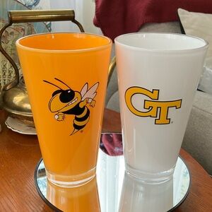 GEORGIA  TECH   YELLOW JACKETS FOOTBALL TEAM  BUZZ PLASTIC TUMBLERS SET OF 2
